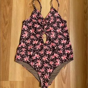 ACACIA KOKOMO ONE- PIECE